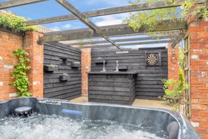 Photo 31- click for photo gallery